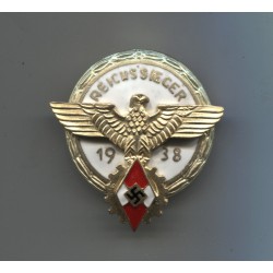 Gausieger 1944 gold badge