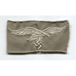 LW, Aigle de uniforme