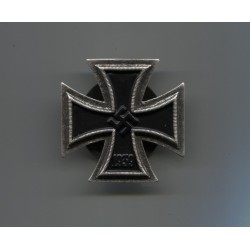 Iron Cross of 1st class with screw