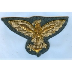 General's cap badge