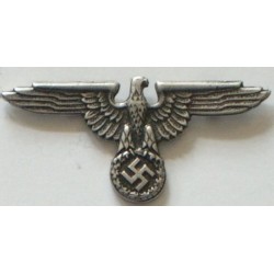 Eagle with clips