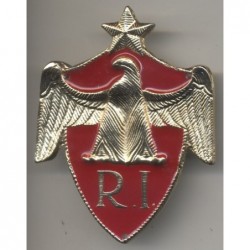 Arm shield of the transitional period 1947
