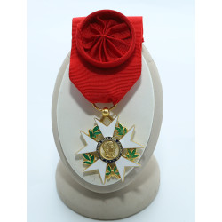Legion of Honor, Officer