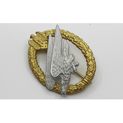 Wehrmacht Army parachute Heer badge