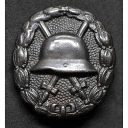 Wound Badge in black