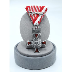 Silver Cross of Merit