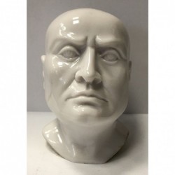 Busto in marmo alt. cm. 9. Disponibile anche in nero